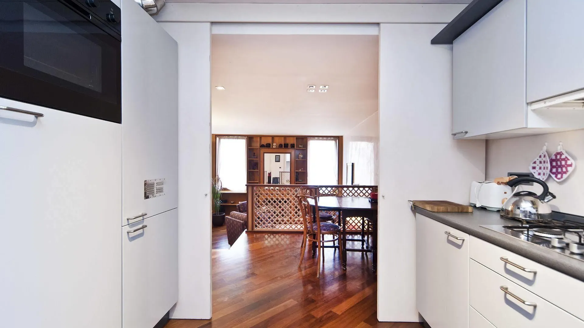 Very Central Apartment In Historical 1600 Palace With Lift A Few Min Walk From San Marco Square Benátky Itálie
